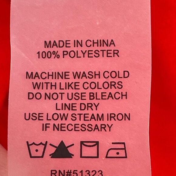 2/$30 Vince Camuto Accordion Pleated Off the Shoulder Flowy Top Blouse Medium - Picture 10 of 10